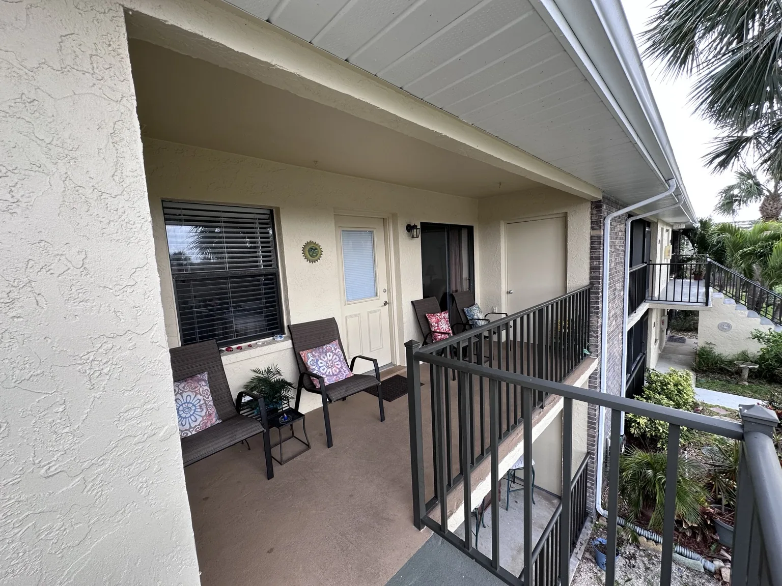 Open second-floor balcony before enclosure work.